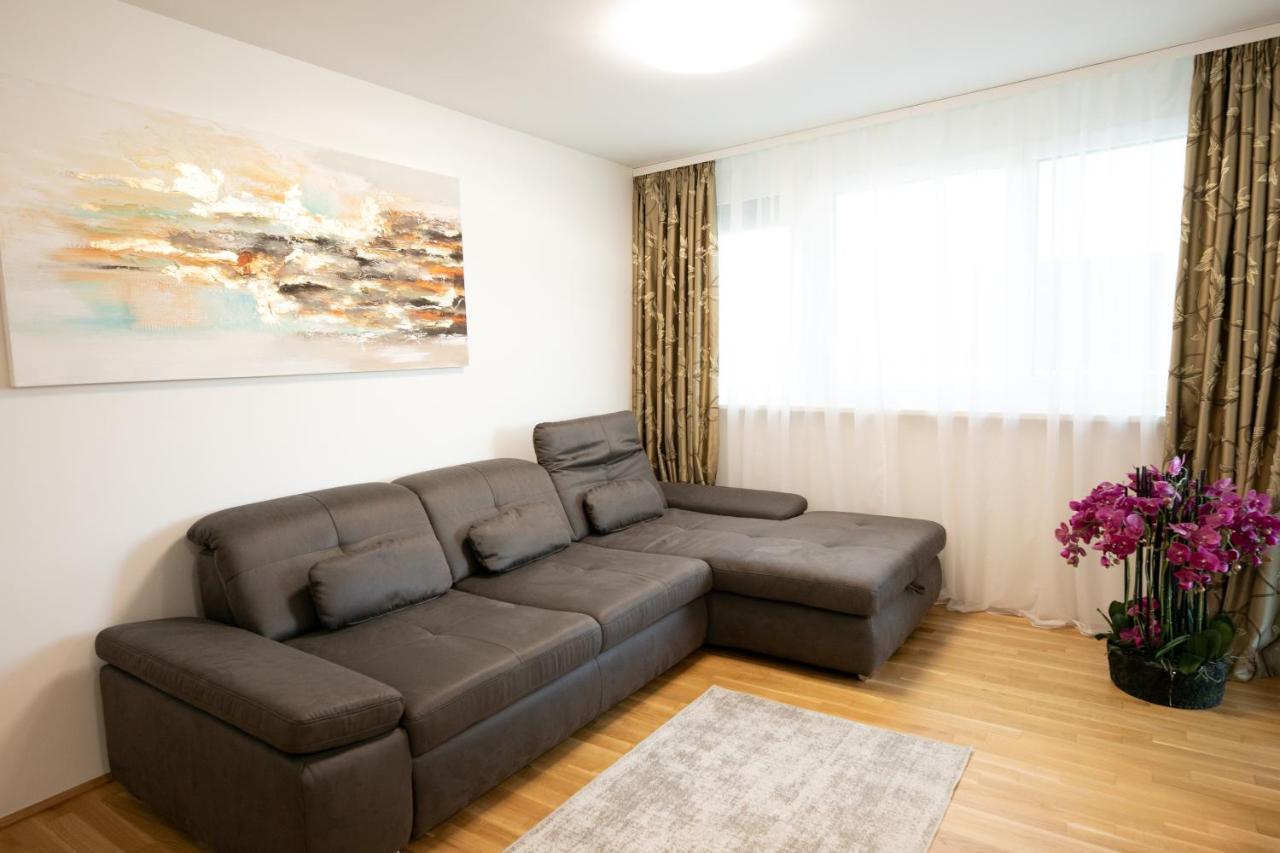 Schoenes Living Am Donauufer Вена Экстерьер фото